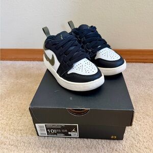 Kids Nike Jordan 1 low Alt Preschool Size 10.5